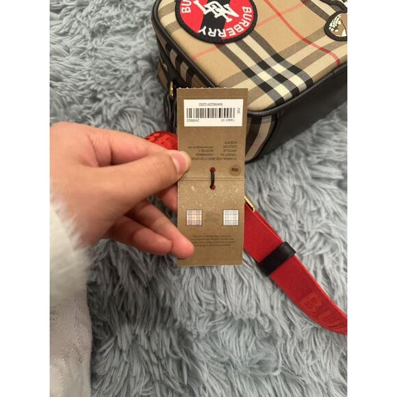 Burberry Checkered Crossbody Bag With Red Strap & Embroidered Patch - Picture 5 of 11